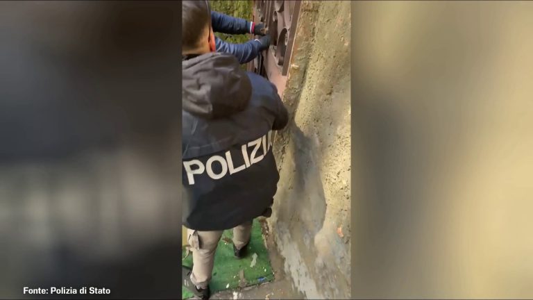 Maxi blitz nel quartiere San Cristoforo a Catania, sequestri e arresti