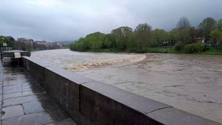 In Piemonte allerta rossa per maltempo, fiumi esondati e allagamenti