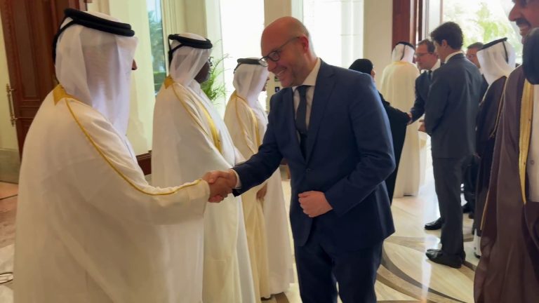 Fontana in Qatar, incontro con lo speaker dello Shura Council