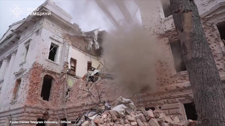 Bombardamenti russi in Ucraina, a Sumy decine di civili morti