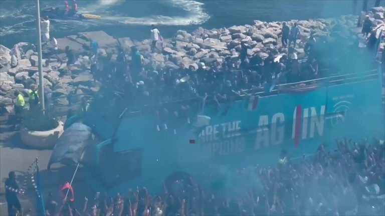 Napoli si tinge d’azzurro per la festa scudetto