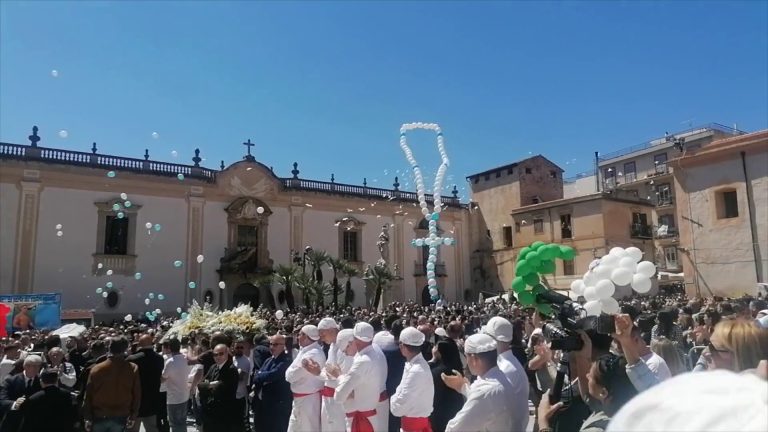 Strage di Monreale, l’ultimo saluto alle tre giovani vittime