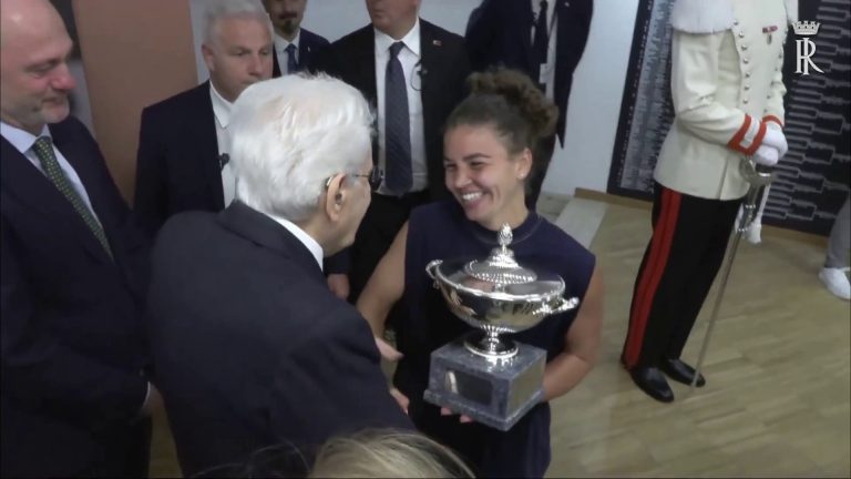 Mattarella assiste al trionfo di Jasmine Paolini agli Internazionali