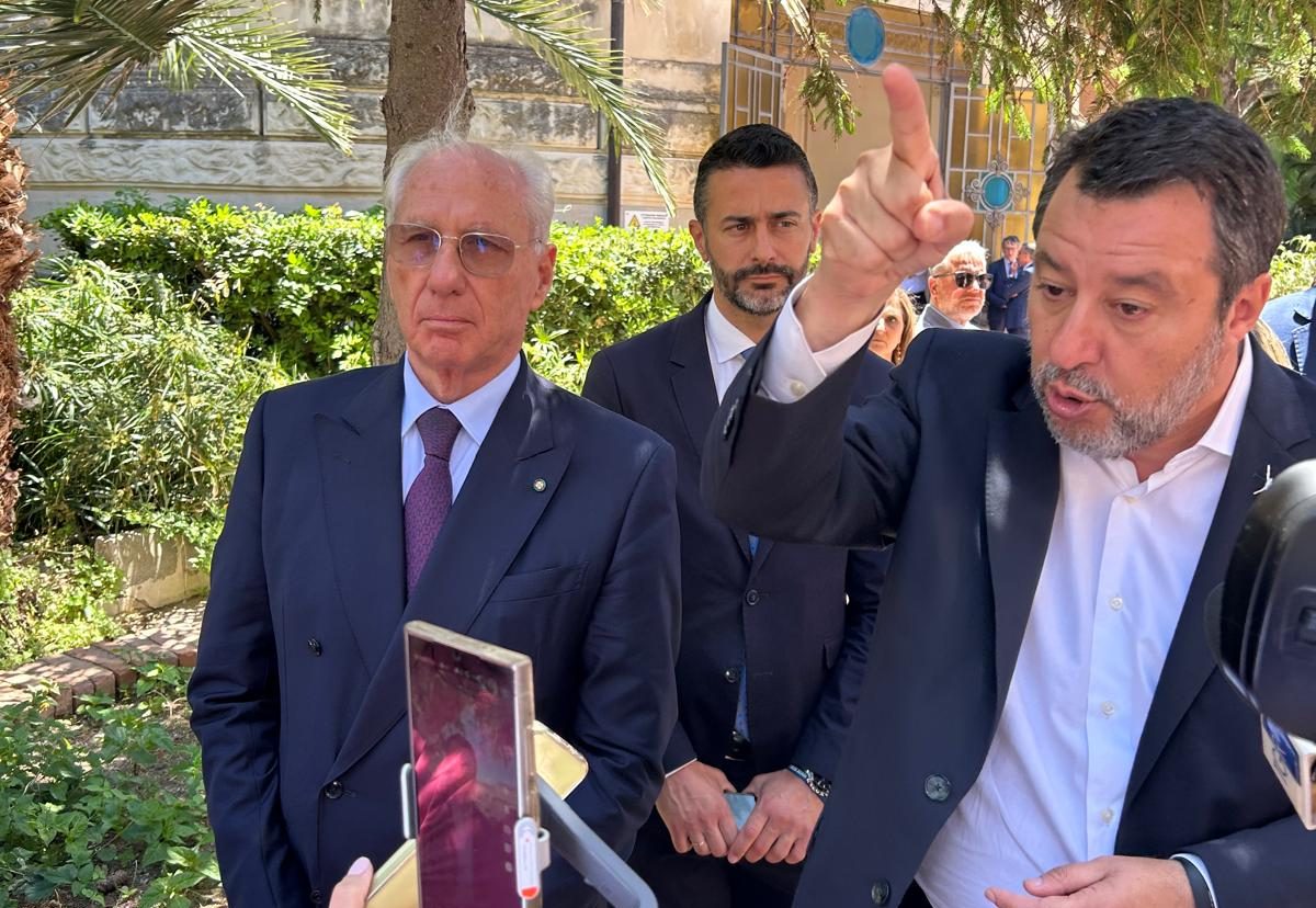 Ponte, Salvini: “No infiltrazioni; credo nei siciliani; riportare i giovani a Messina”