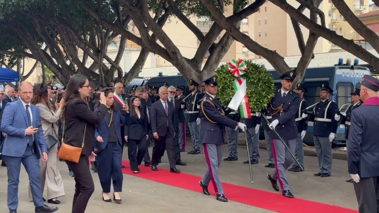 Strage Capaci, deposta corona d’alloro alla Caserma Lungaro a Palermo