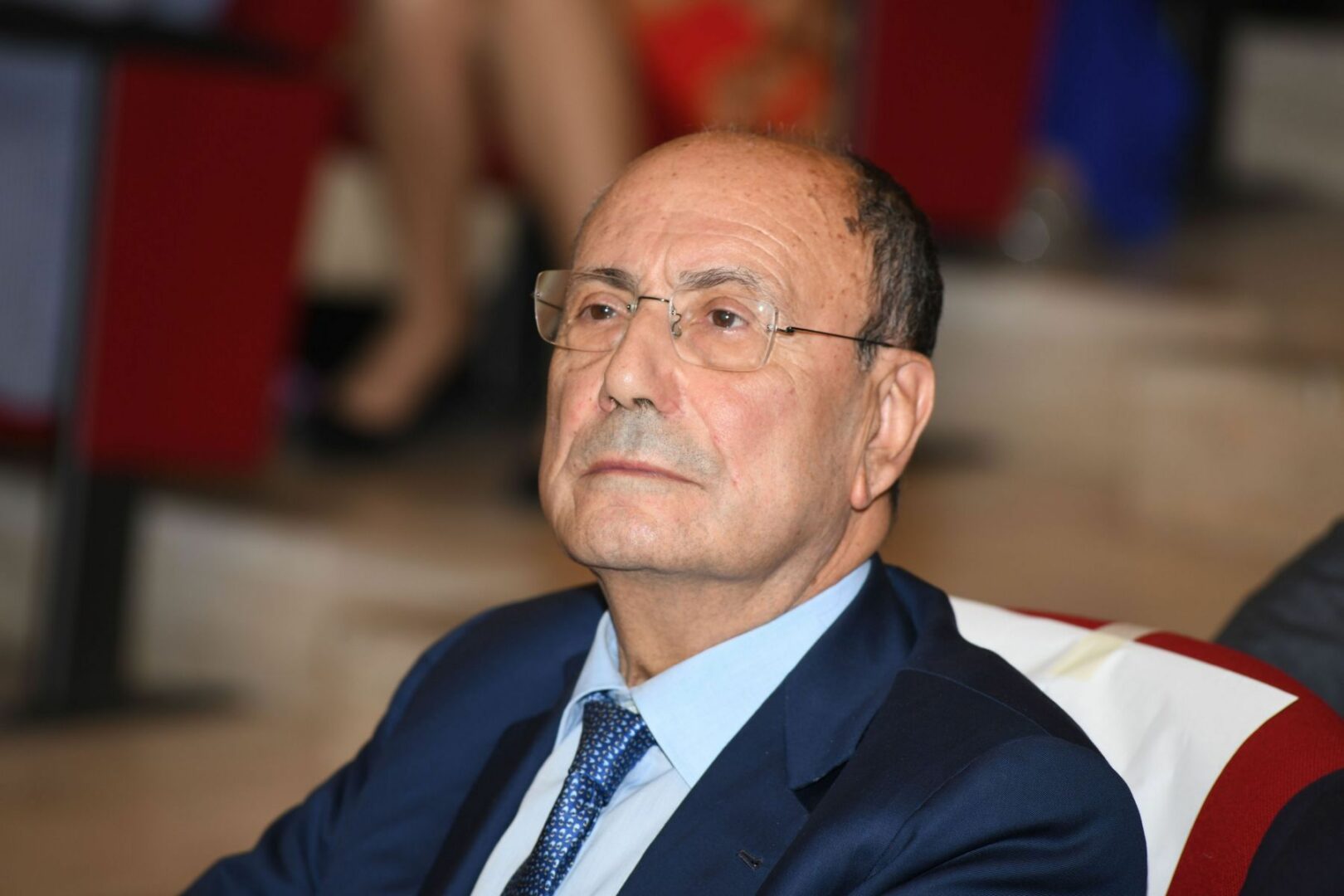 E Schifani fa il pompiere: “Dimissioni Amata non sono all’ordine del giorno”