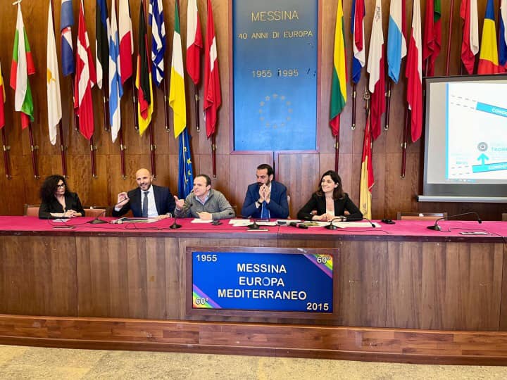 Messina ancora mortificata: rimossa targa commemorativa