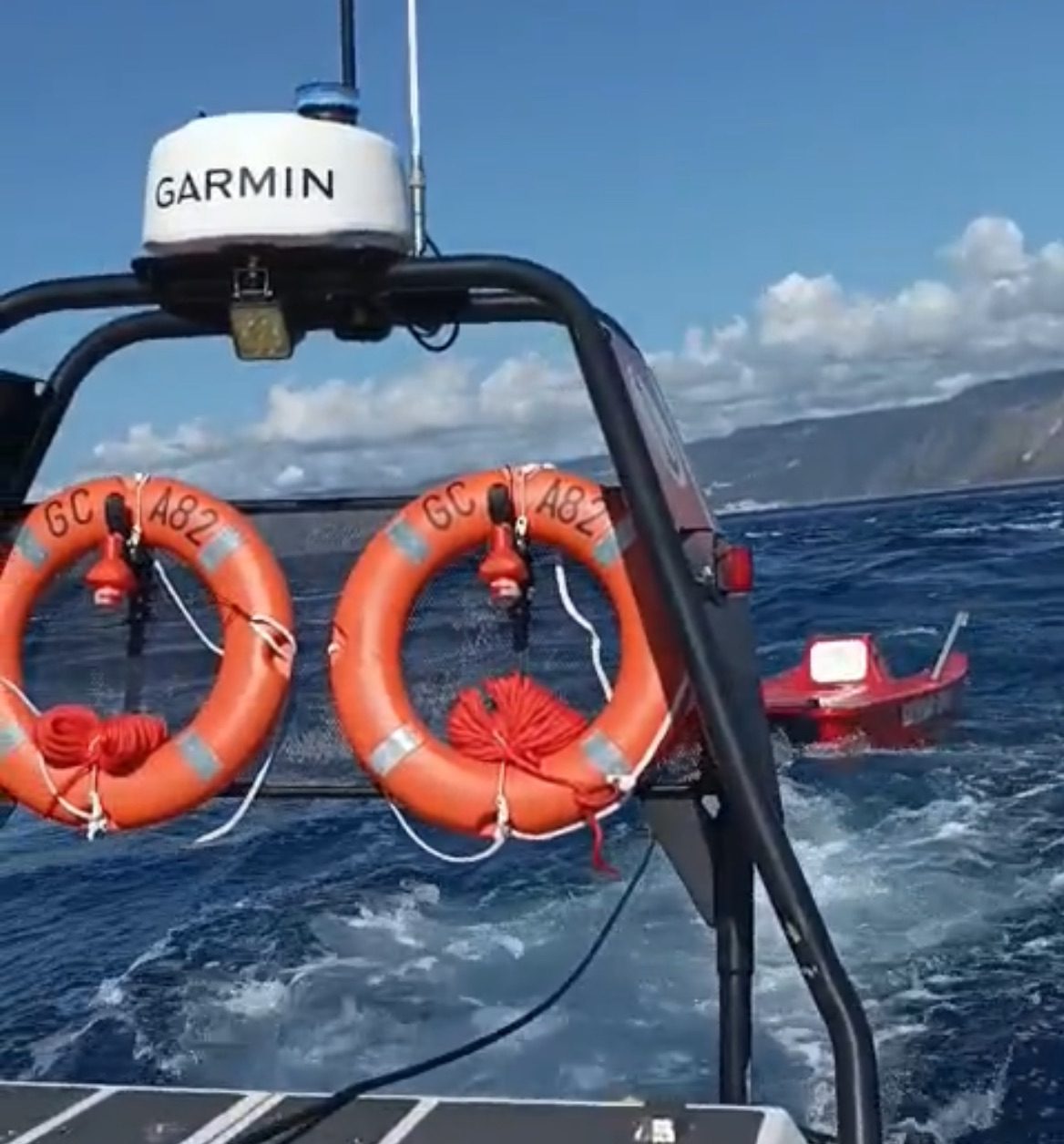 Capitaneria, soccorsi 2 bagnati su un “pattino”