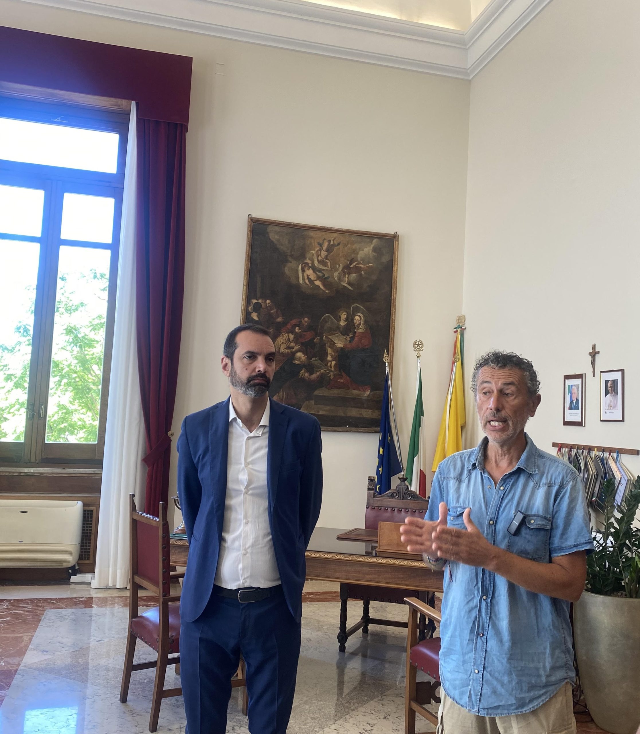 Antonio Mazzeo accolto a Palazzo Zanca dal sindaco