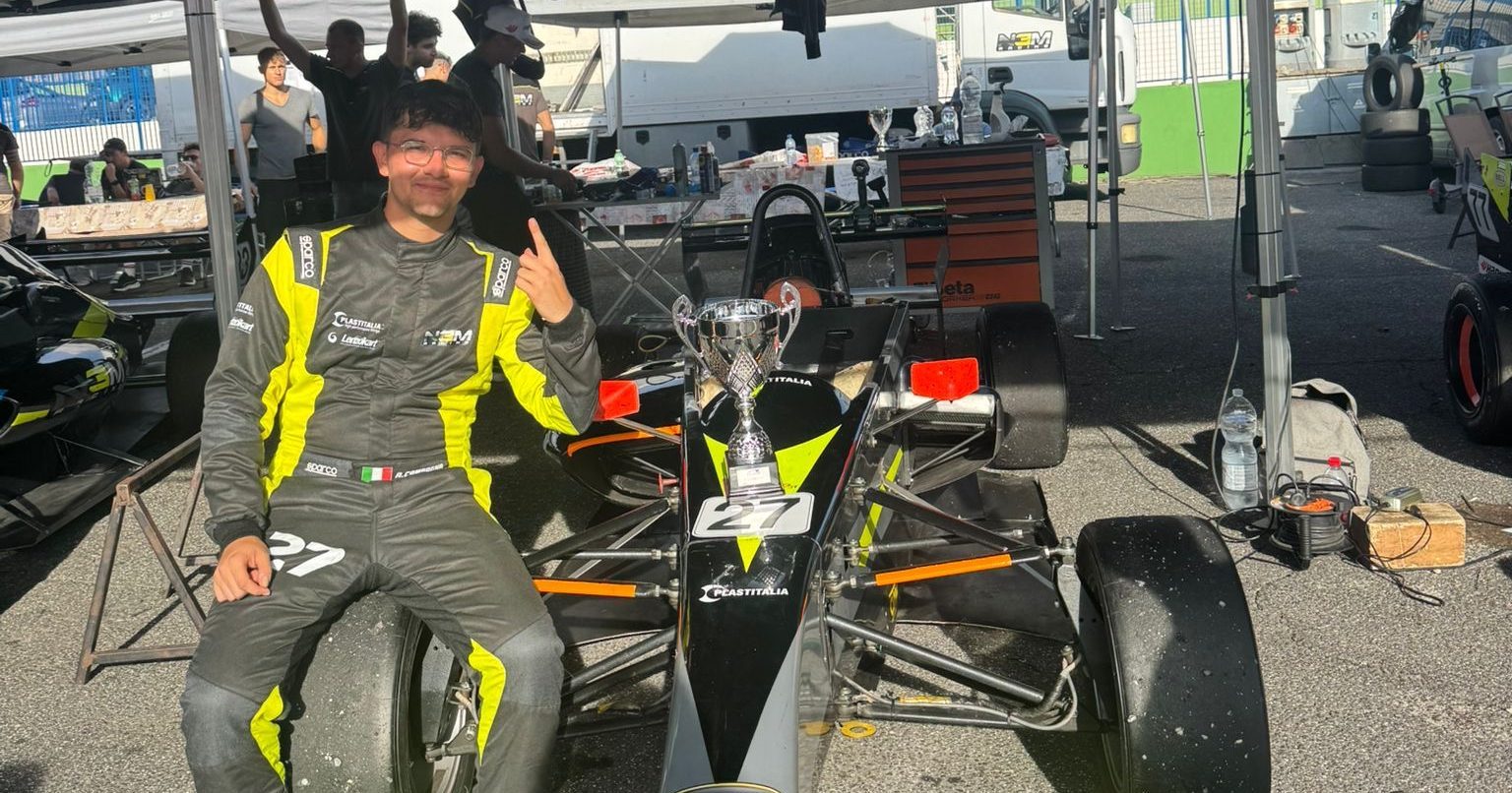 Il pilota Andrea Campagna domina a Vallelunga