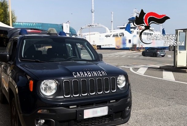 Sbarca con 2 kg di droga: arrestato dai carabinieri