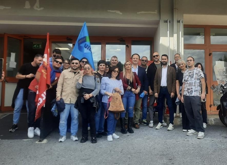 Papardo, sit-in dei lavoratori: appalto penalizzante per la Uil