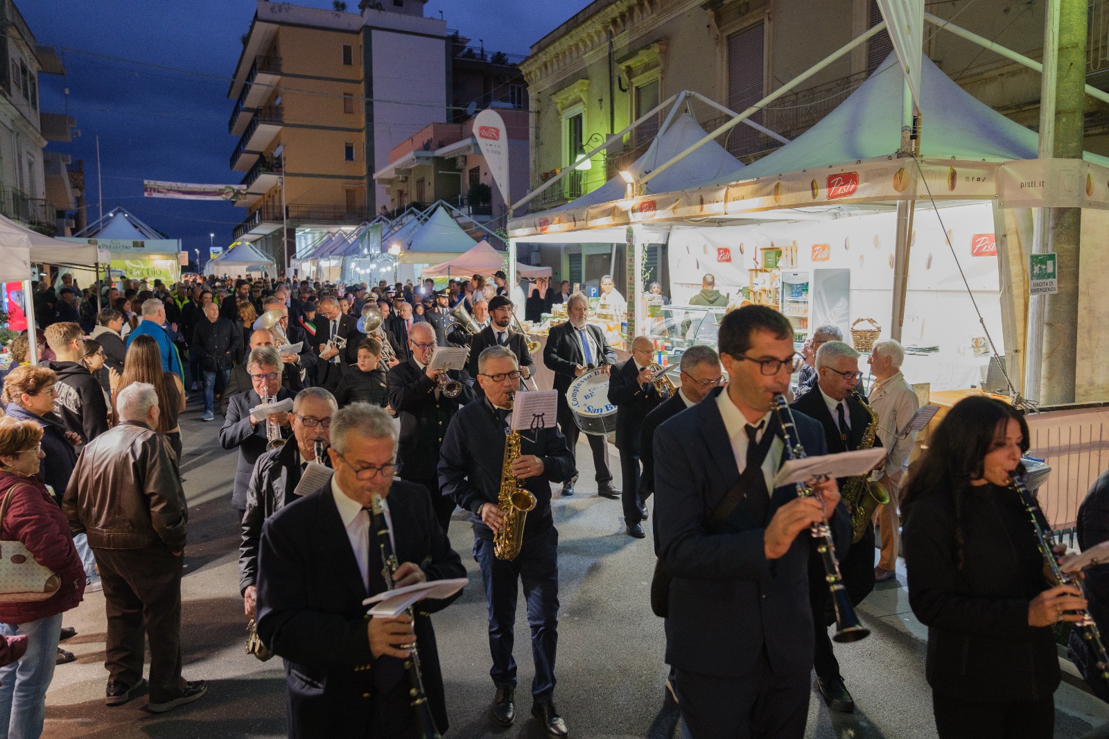 Sagra del pistacchio di Bronte, migliaia di visitatori