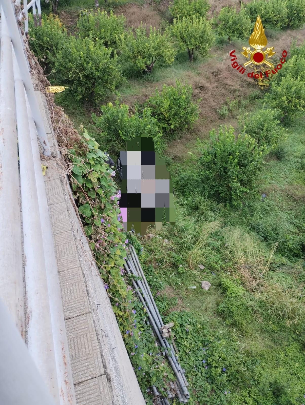 Precipita in un burrone: muore donna 50enne