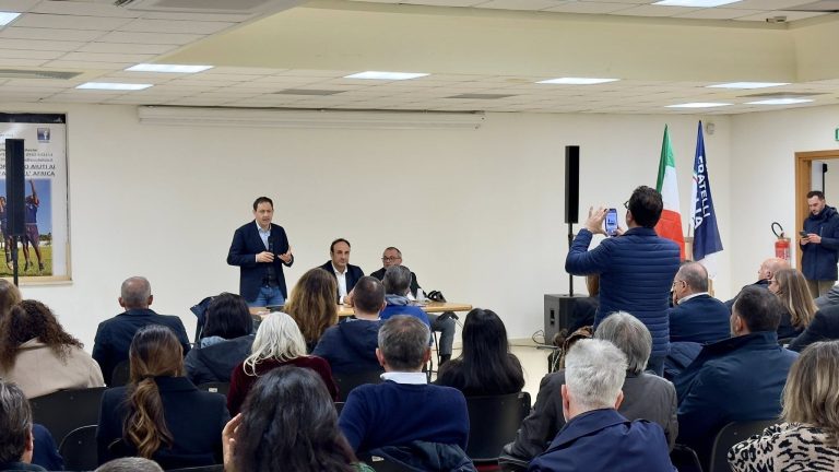 Lo Ionio abbraccia Fdi: Razza e Galluzzo accolti da sindaci e assessori