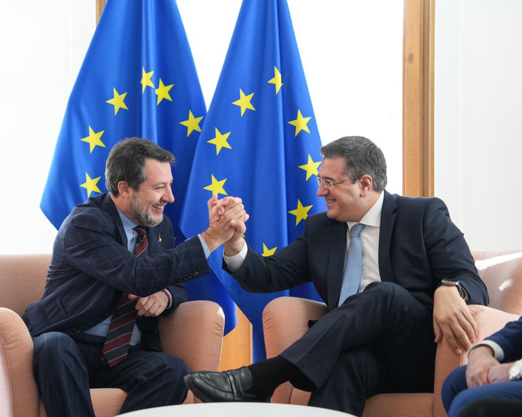 Ponte sullo Stretto, dialogo tra il commissario Ue ai trasporti e Salvini “Bruxelles vuole l’opera”