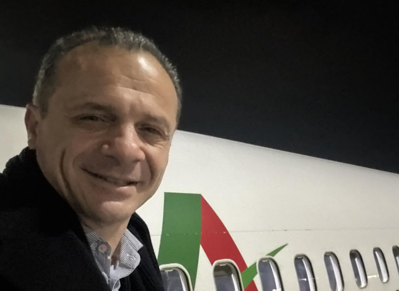 De Luca vola a Roma: imbarazzante assenza e giallo-incontri