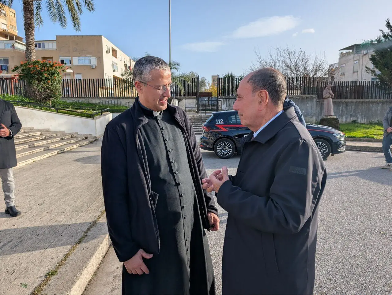 Schifani incontra il parroco dello Zen “Potenzieremo la videosorveglianza” / Video