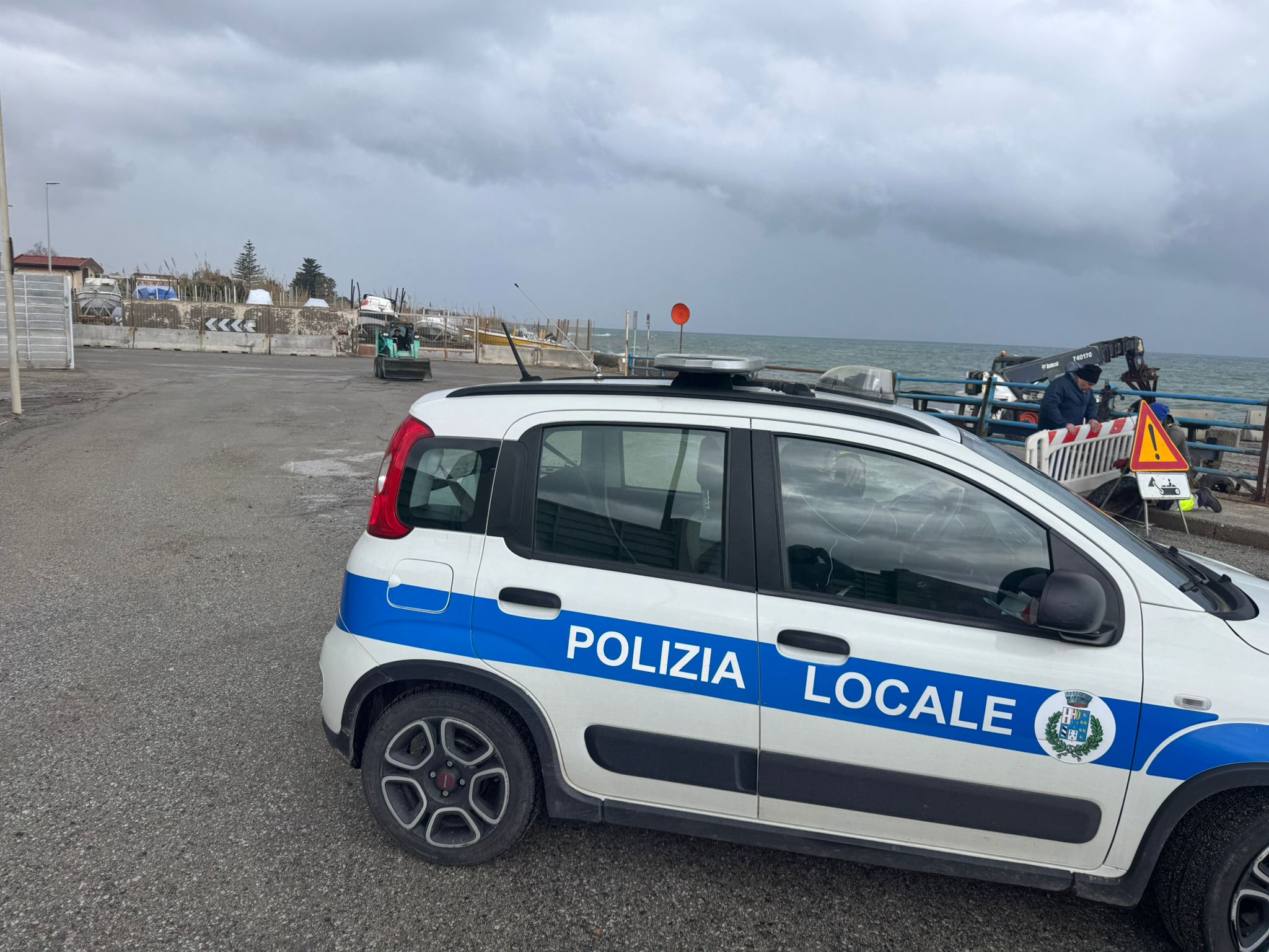 Danni maltempo, verso riapertura lungomare Saponara