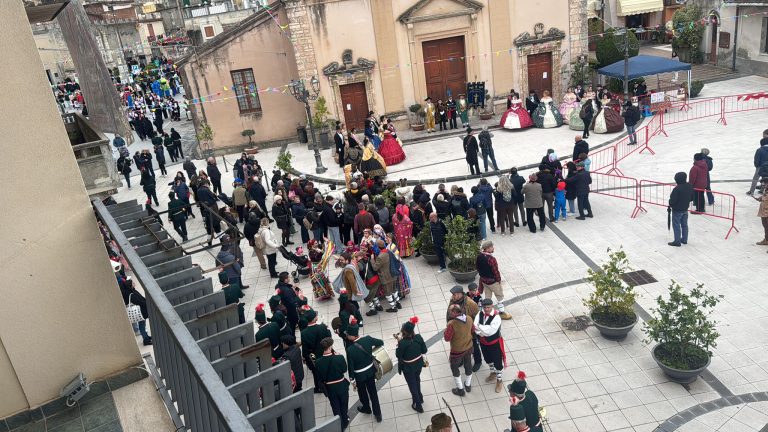 La sfilata dell’Orso di Saponara, appuntamento clou del carnevale