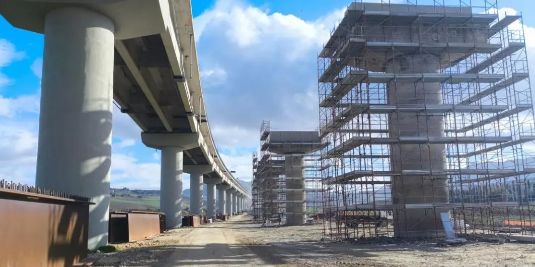 Vertice a Palazzo d’Orléans sull’A19 Palermo-Catania, sono 24 i cantieri in corso