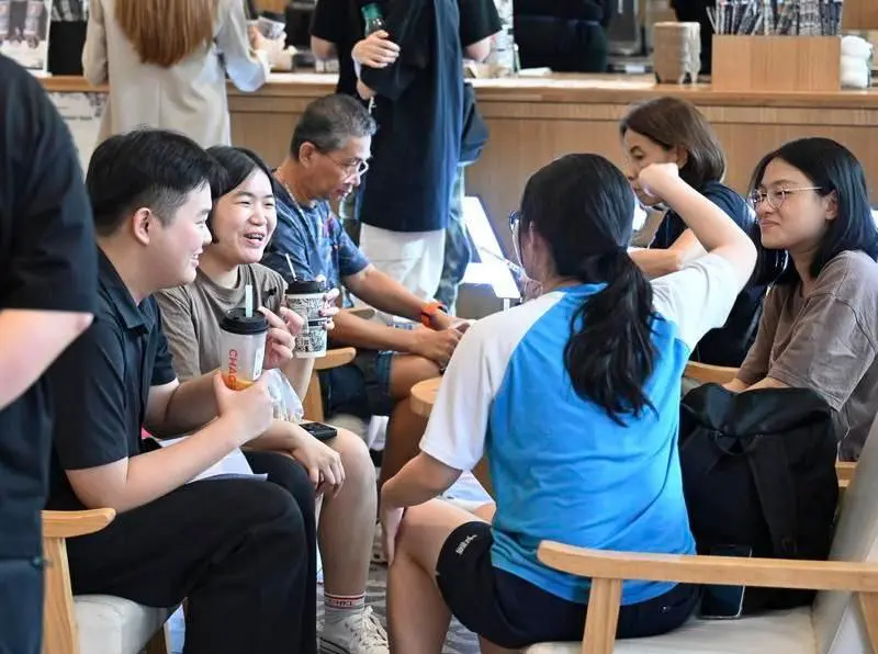 Cina, i marchi locali di bevande al tè consolidano la loro presenza globale