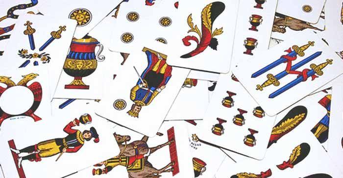 Dal Tivitti alla Carioca Siciliana, i giochi popolari di carte della Trinacria