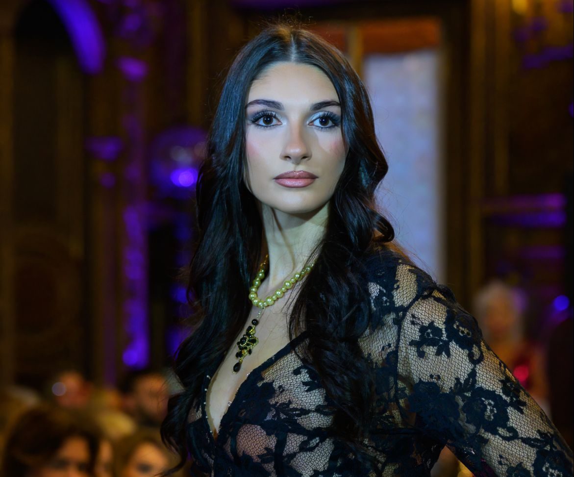 Milano “Fashion Week”, incanta la modella messinese