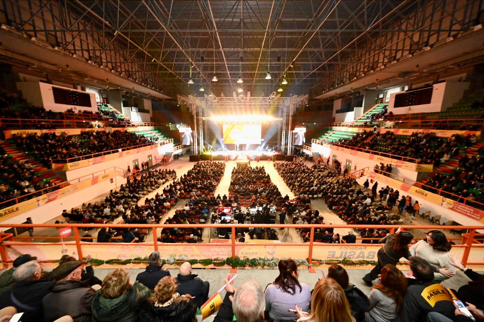 La prova di forza di Cateno è miseramente fallita