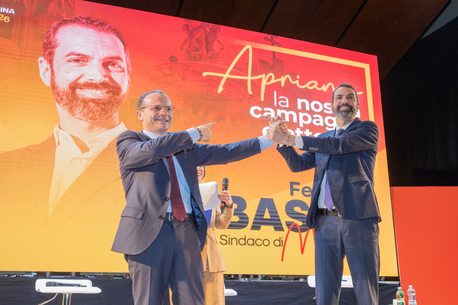 De Luca apre la campagna elettorale per le amministrative