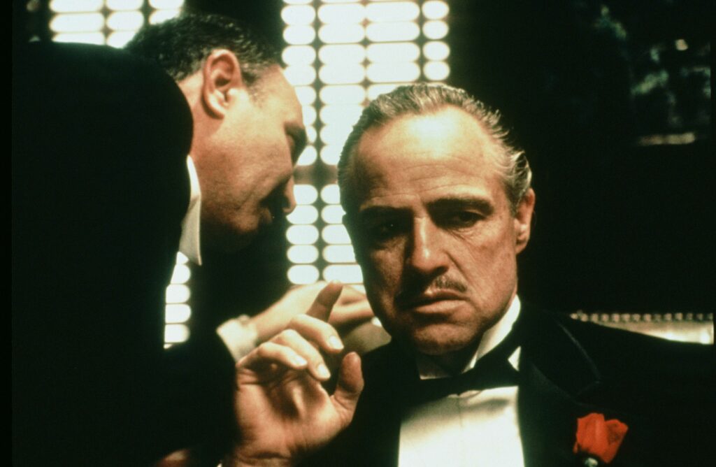 Il lessico del potere: “padrini” e “figliocci”, lettura criminologica delle relazioni politico-mafiose