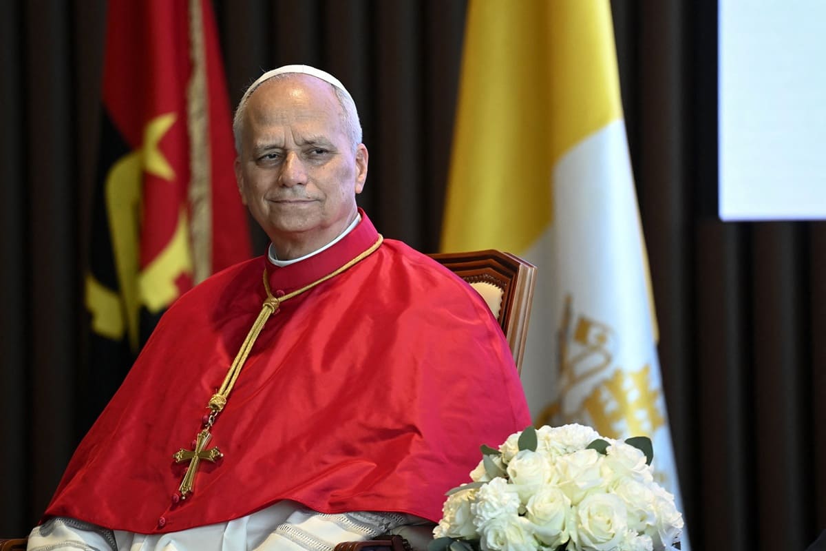 Papa in Angola “Costruire speranza del futuro”