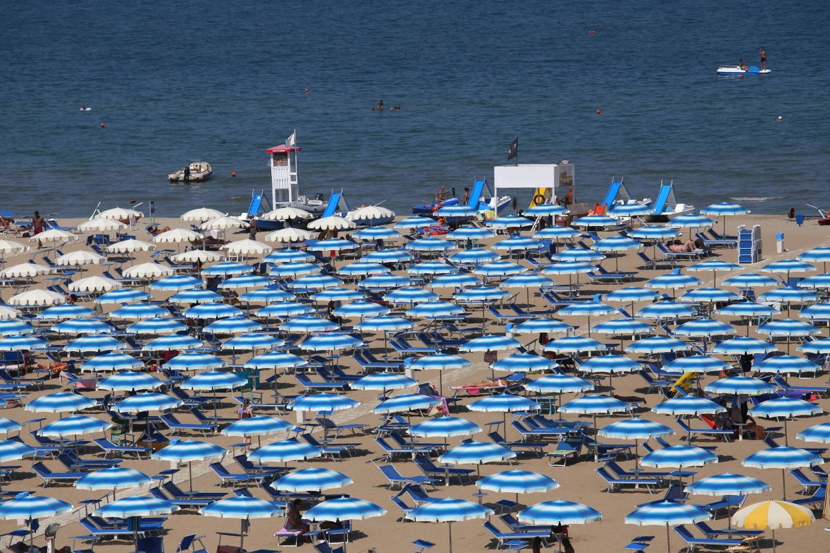 Concessioni balneari, Mit “Avanti con il confronto sul bando-tipo”