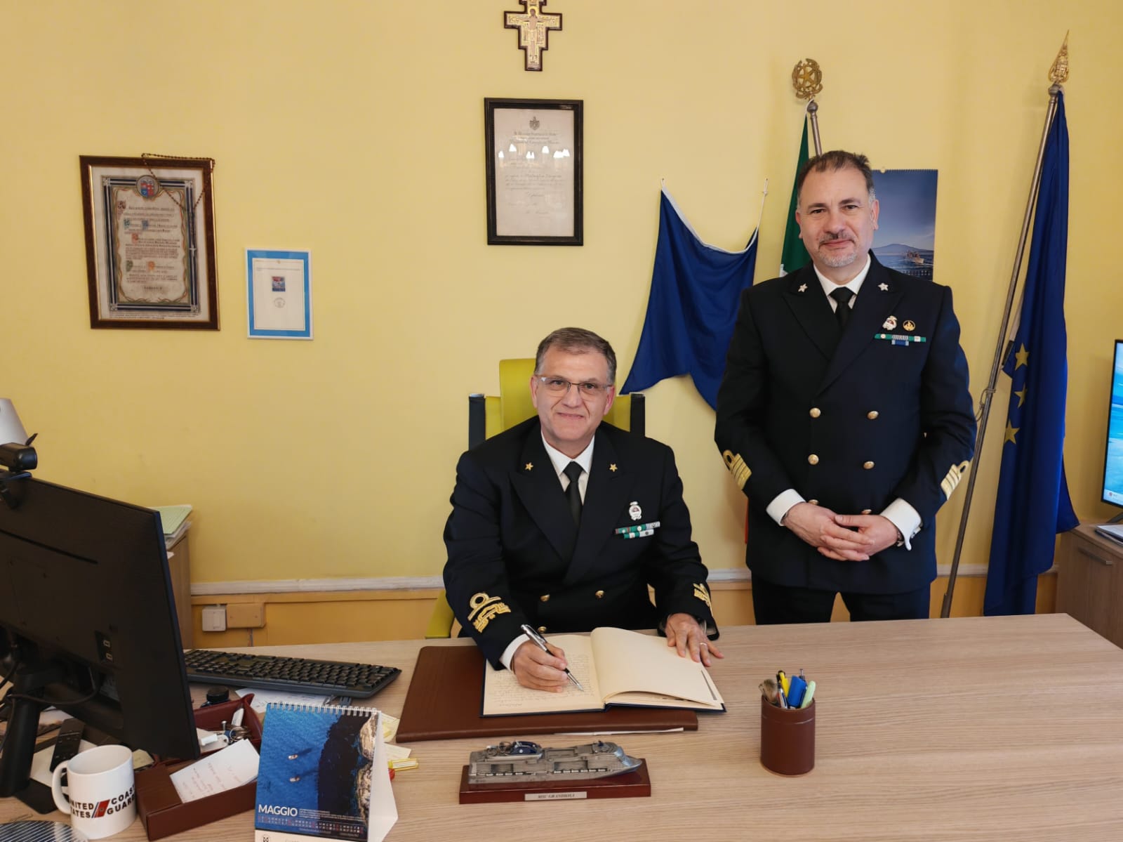 Il contrammiraglio Macauda in visita alla Capitaneria di Messina