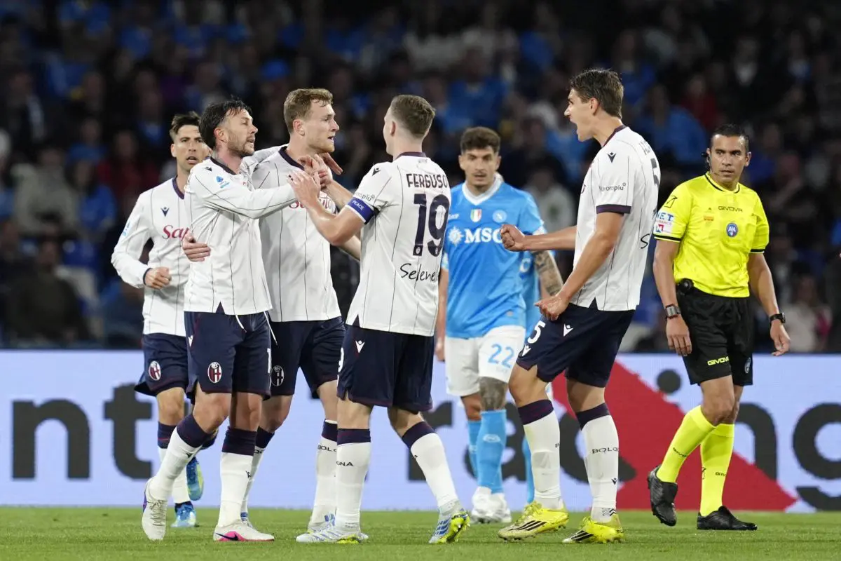 Napoli ko contro il Bologna, rinviata la qualificazione Champions