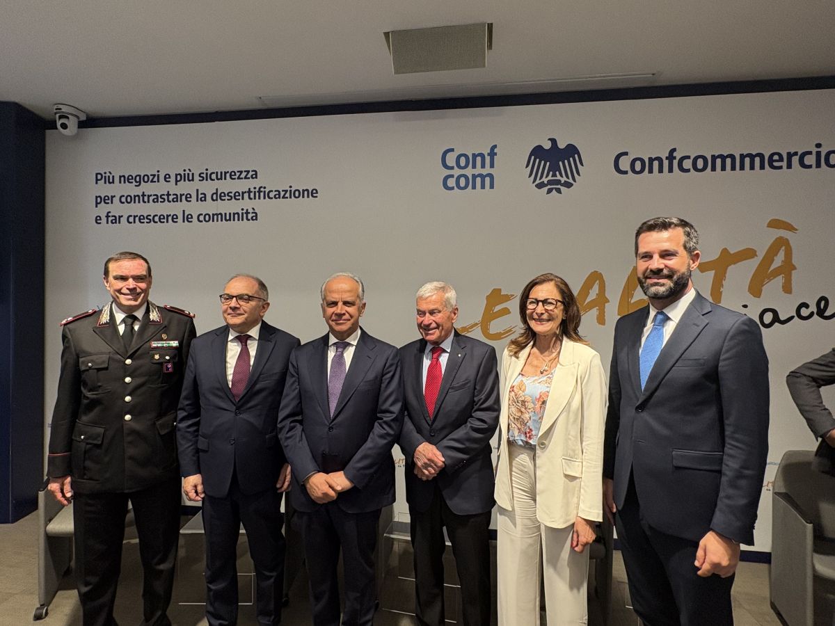 Confcommercio, nel 2025 l’illegalità è costata alle imprese 41 miliardi di euro