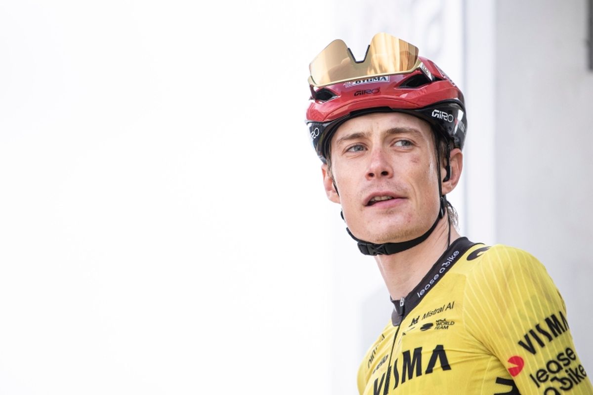 Vingegaard da padrone nella 7^ tappa del Giro, Eulalio ancora in rosa