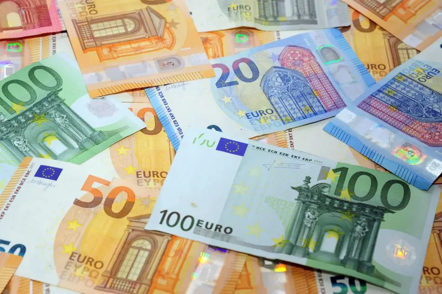 Ad aprile in crescita i prestiti a famiglie e imprese