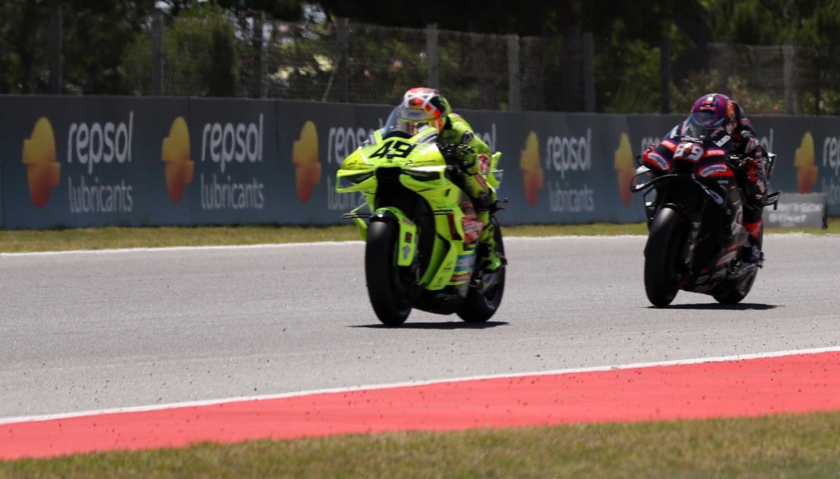 Tra incidenti e bandiere rosse, Di Giannantonio vince il Gp di Catalogna