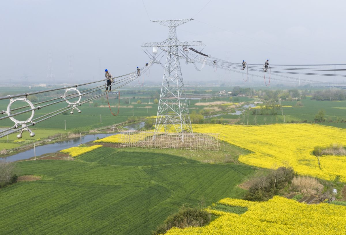 Cina, la produzione elettrica delle grandi imprese sale del 2,6% ad aprile