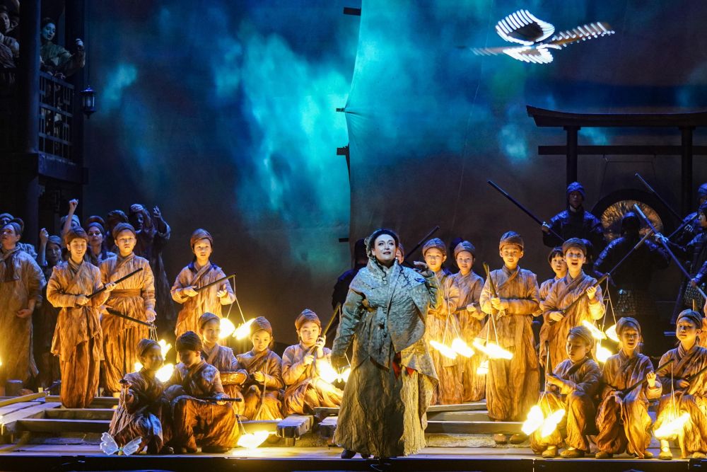 Cina, Jackie Chan reinventa la Turandot con kung fu ed estetica cinese