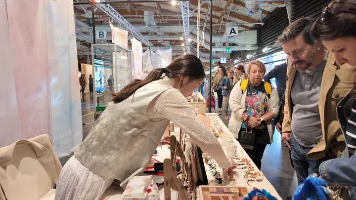 La città cinese di Jingdezhen porta le sue ceramiche alla Mida di Firenze