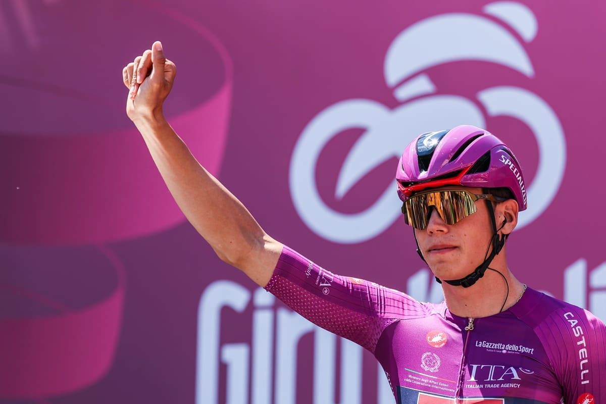 Magnier vince in volata la 18^ tappa, Vingegaard saldamente in rosa