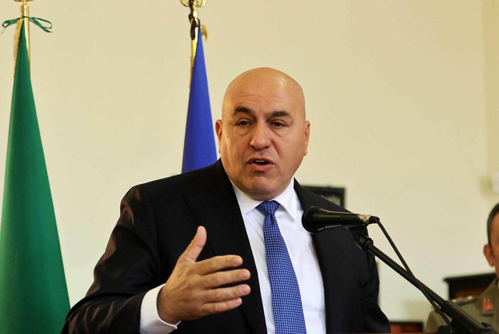 Crosetto “Per l’Ucraina è difficile entrare in Europa. La pace va difesa”