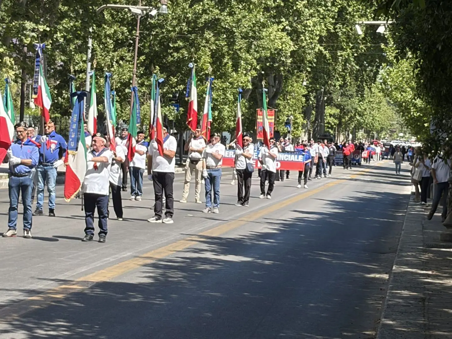 Il 37° Raduno nazionale dei Fanti d’Italia si chiude a Palermo con una lunga parata attraverso la città