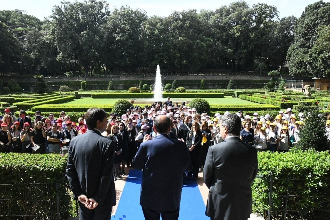 Schifani festeggia l’80° anniversario dell’Autonomia Siciliana con gli studenti / Fotogallery