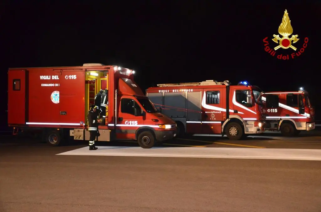 Incendio nel punto vendita di Sicily by Car a Villagrazia di Carini, a fuoco decine di auto a noleggio. Solidarietà da Schifani