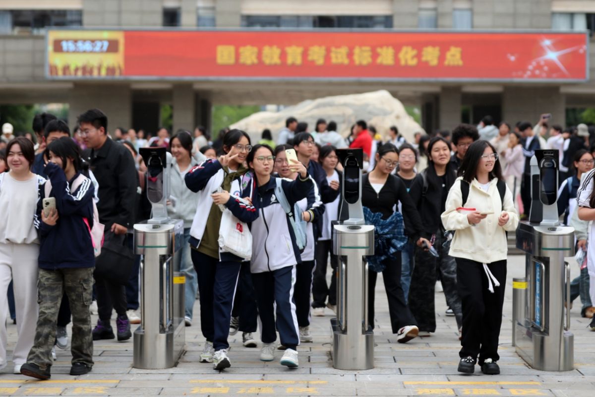 Cina, 12.9 milioni di studenti parteciperanno al “gaokao” dal 7 giugno