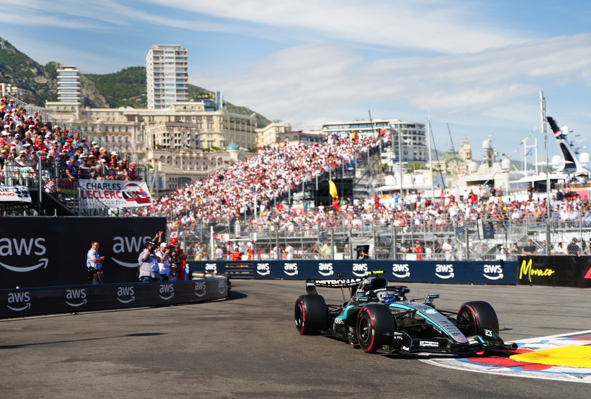 Antonelli in pole a Montecarlo, Ferrari in seconda fila