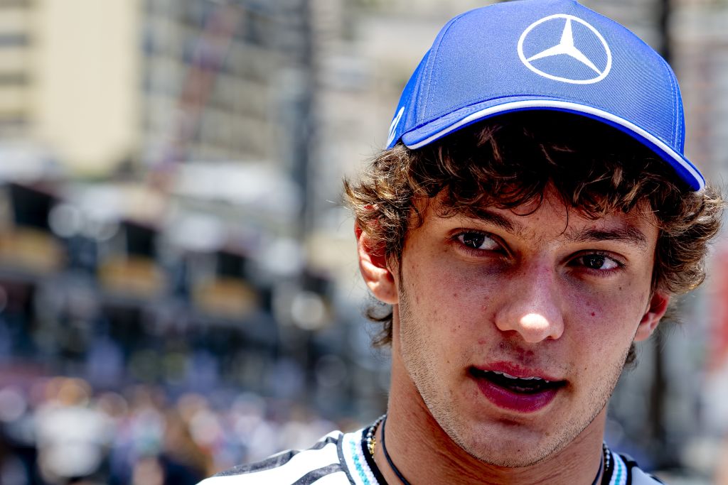 Antonelli domina il Gp di Monaco, sul podio Hamilton e Hadjar